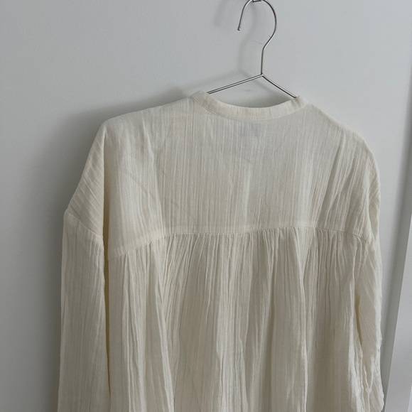 Aritzia button down blouse - NWT - Picture 8 of 9